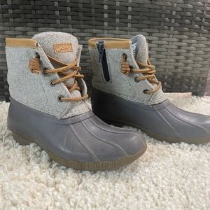 Sperry Boots Girls size 2